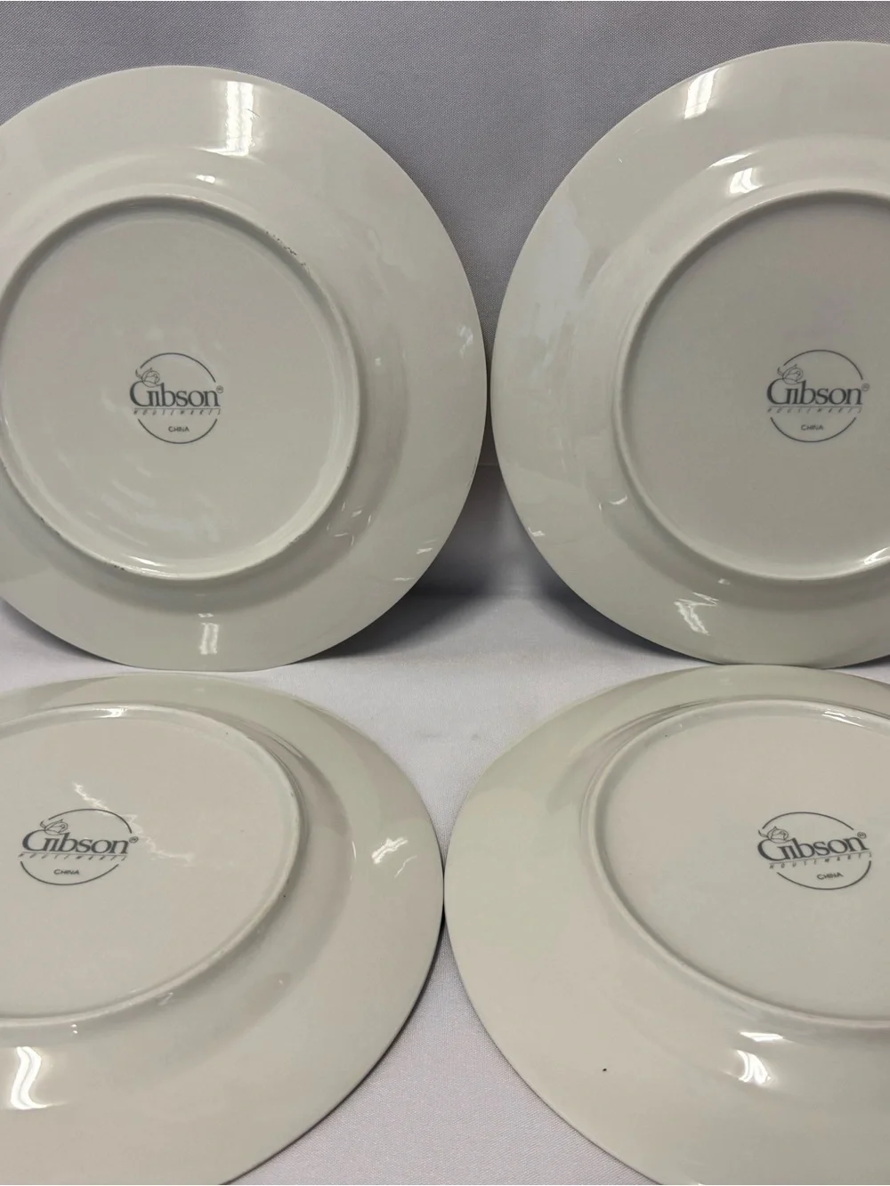 4 Gibson Christmas Charm Holly Berries Dinner plates